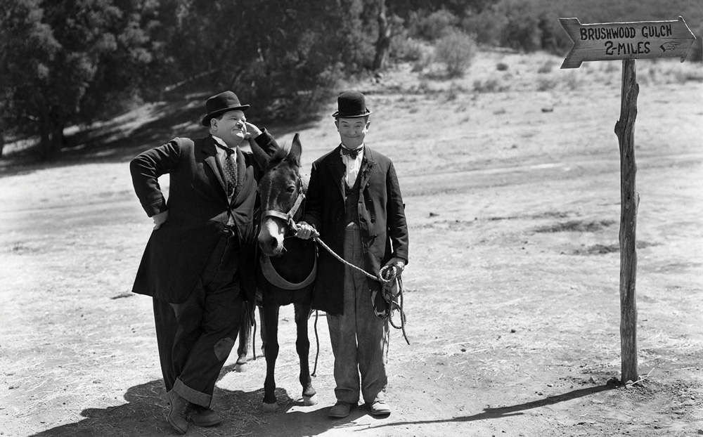Laurel & Hardy au Far West (James W. Horne, 1937)